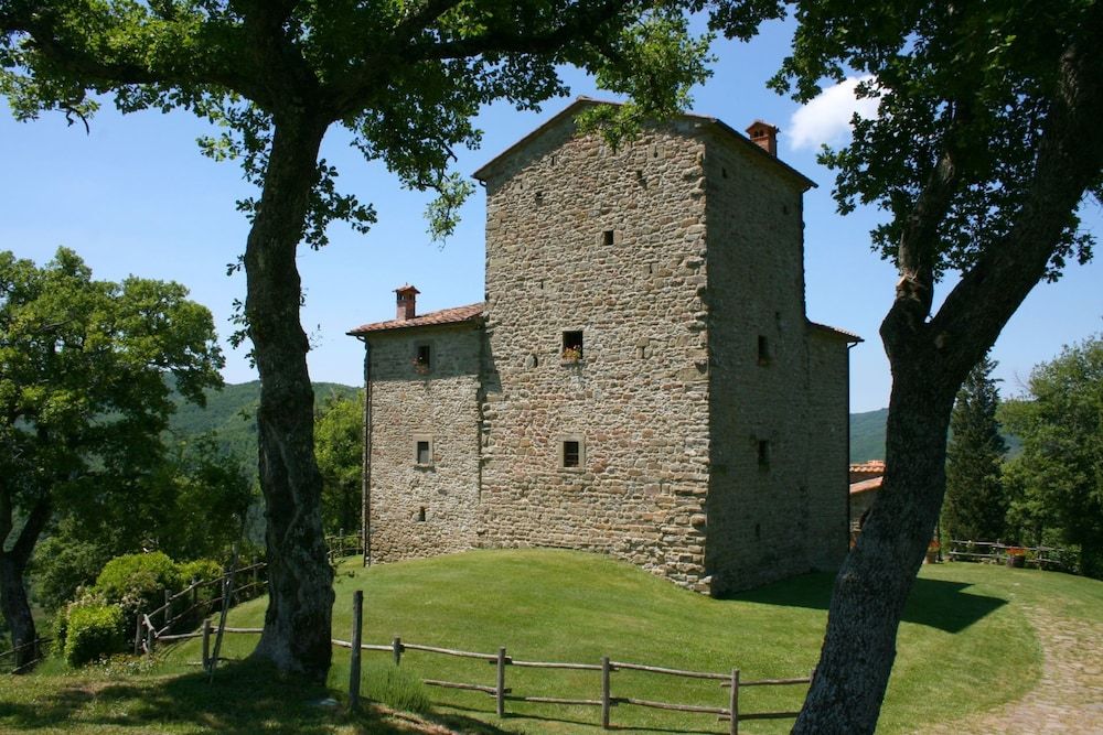 Wonderful private villa for 16 people with WIFI, private pool, TV and parking -1 estrellas en Palazzo del Pero