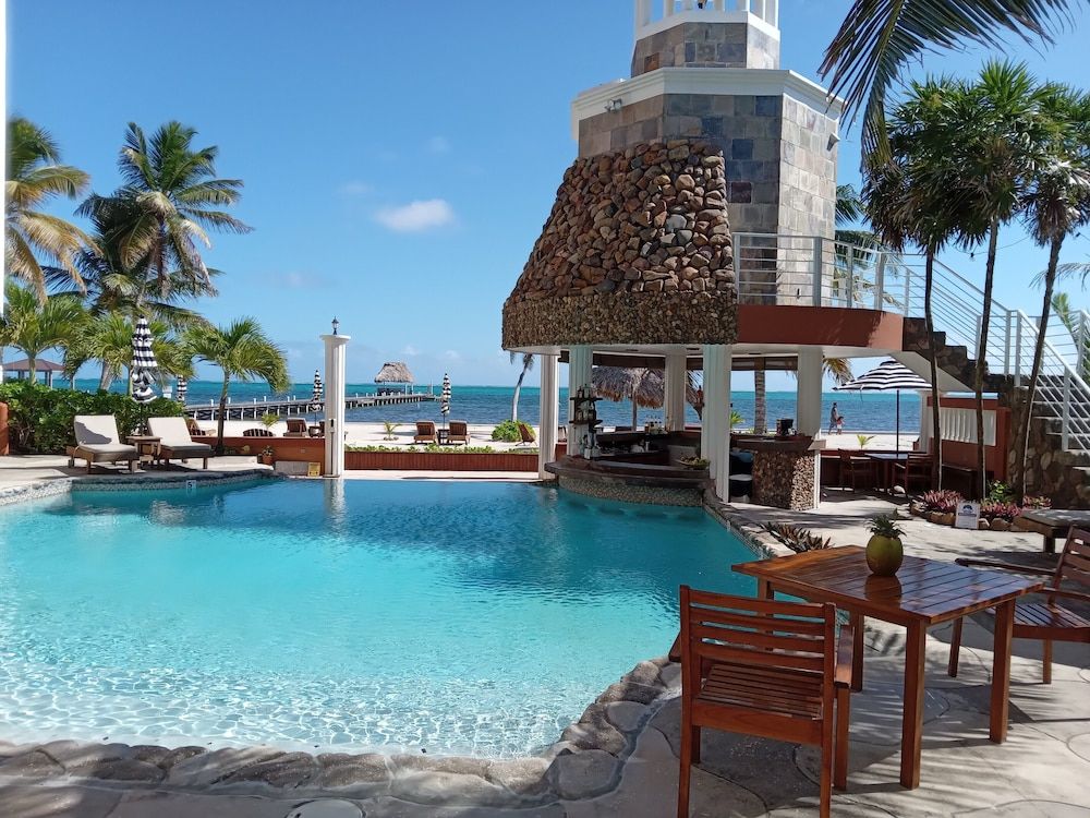 Lighthouse Beach Villas 3 estrellas en San Pedro
