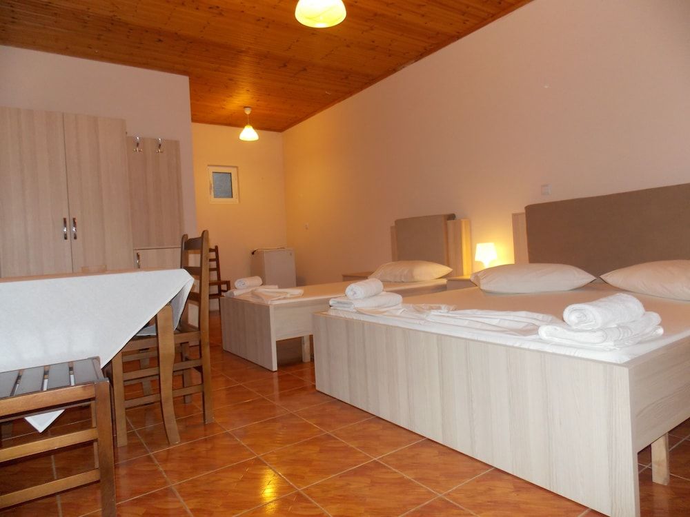 Hotel Riviera 2