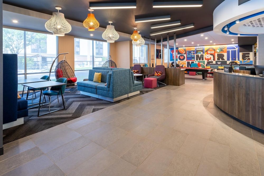 Tru By Hilton Commerce 3