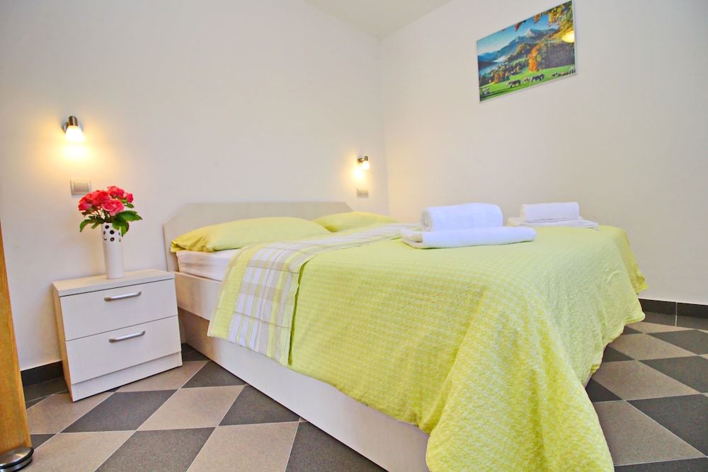Apartments Gusti 2