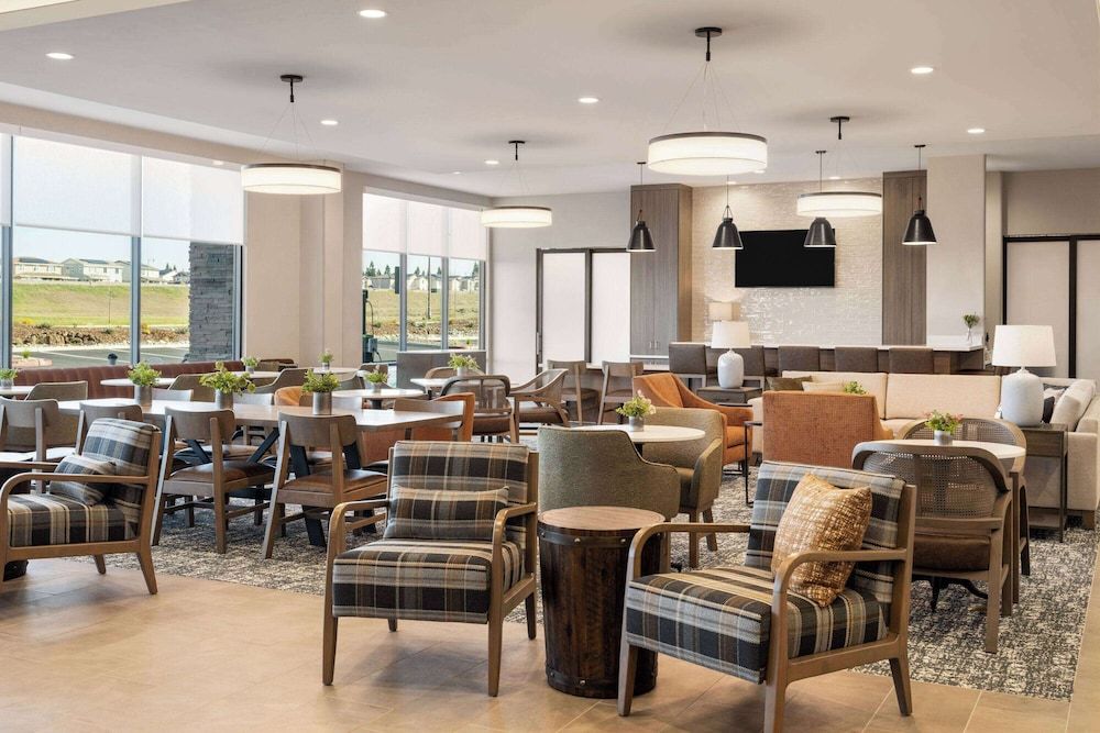 La Quinta Inn And Suites By Wyndham Lincoln 3