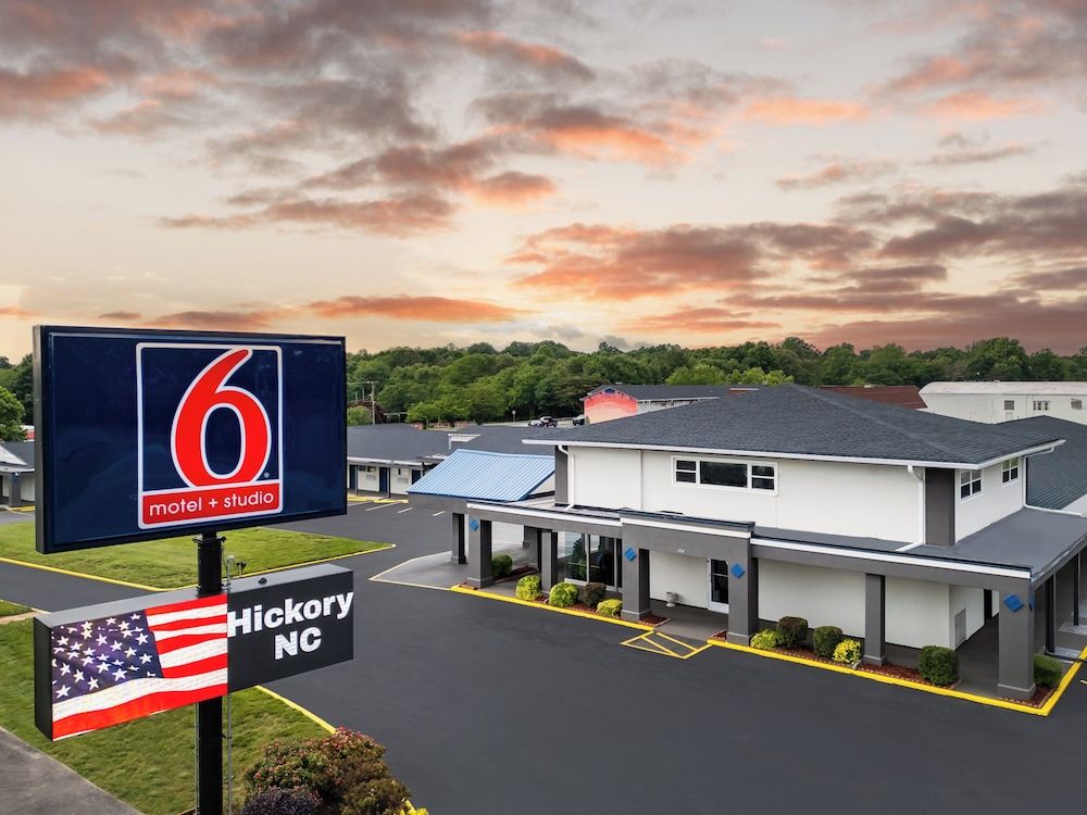 Studio 6 Hickory, NC 2 estrelas em Hickory
