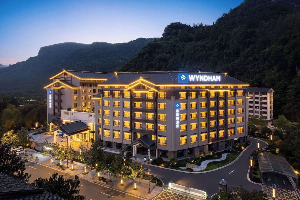 Wyndham Zhangjiajie Wulingyuan -1 estrellas en Hanqiyu