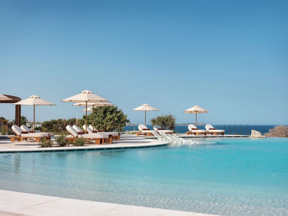 Vione Paros Hotel 5 estrellas en Ambelas