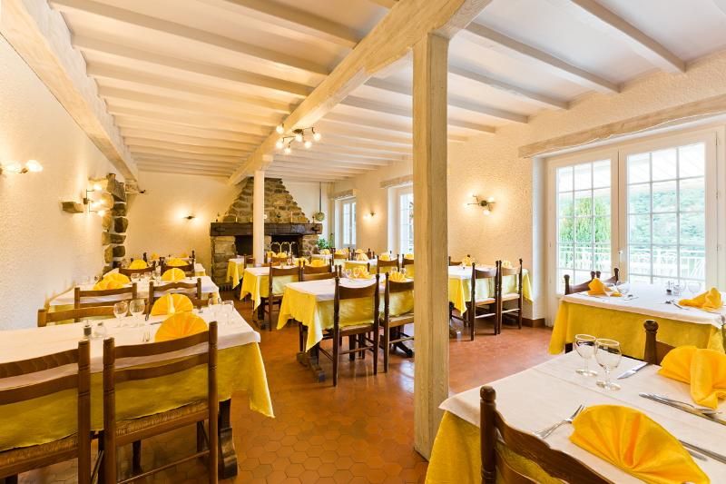 Logis Hotel La Cremaillere 3 étoiles à Miremont