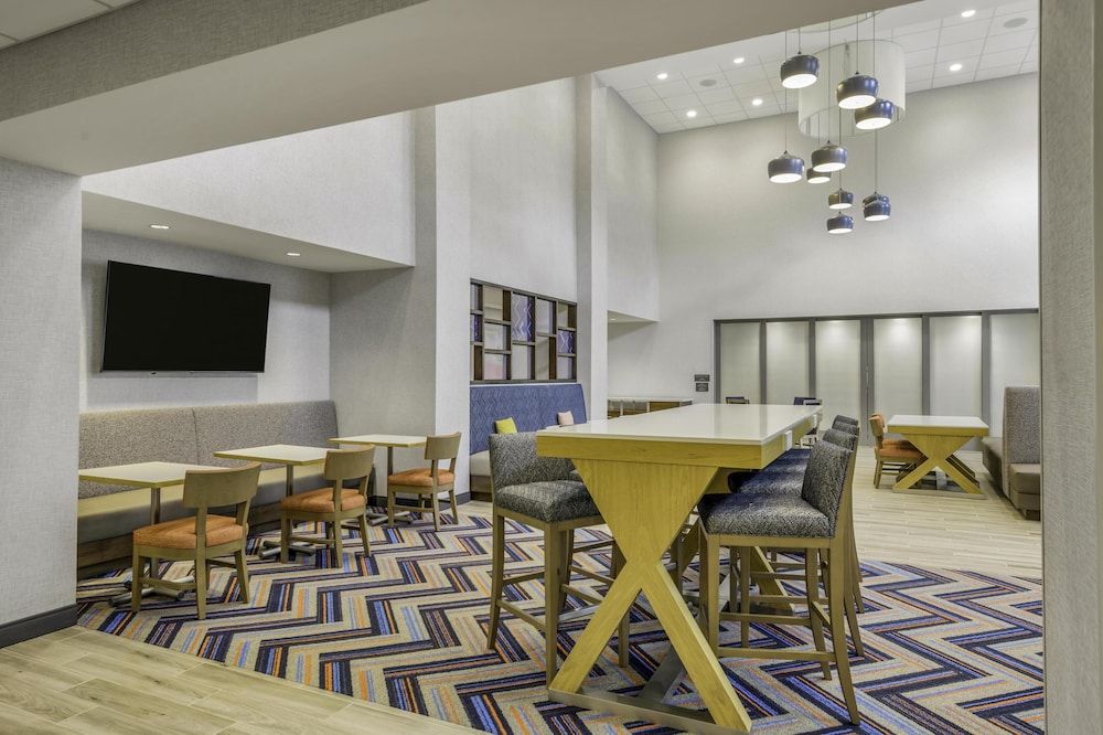 Hampton Inn & Suites By Hilton Decatur 2