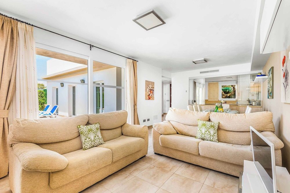 Villa Betty 2