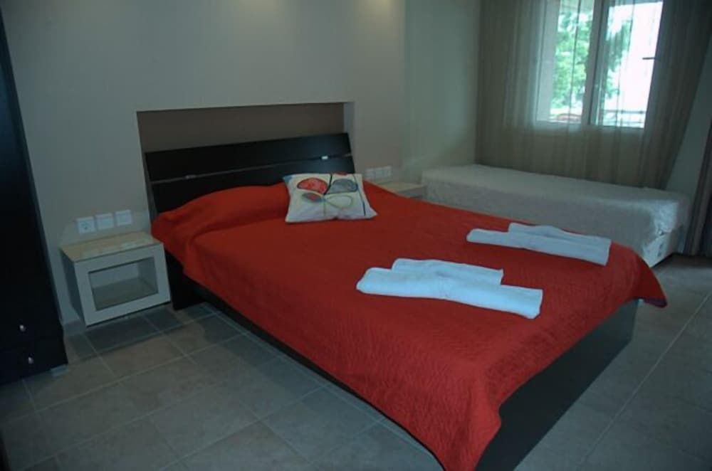 Studios Giannakis 3