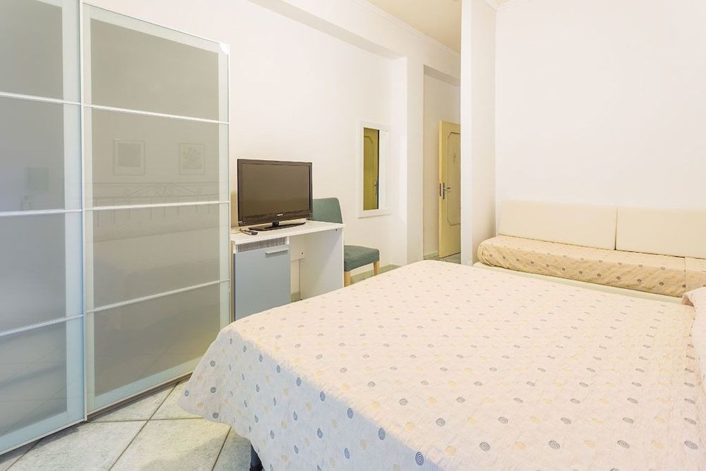 Baia Marticana Residence Hotel 3