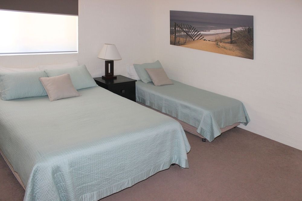 Mollymook Cove Apartments 3