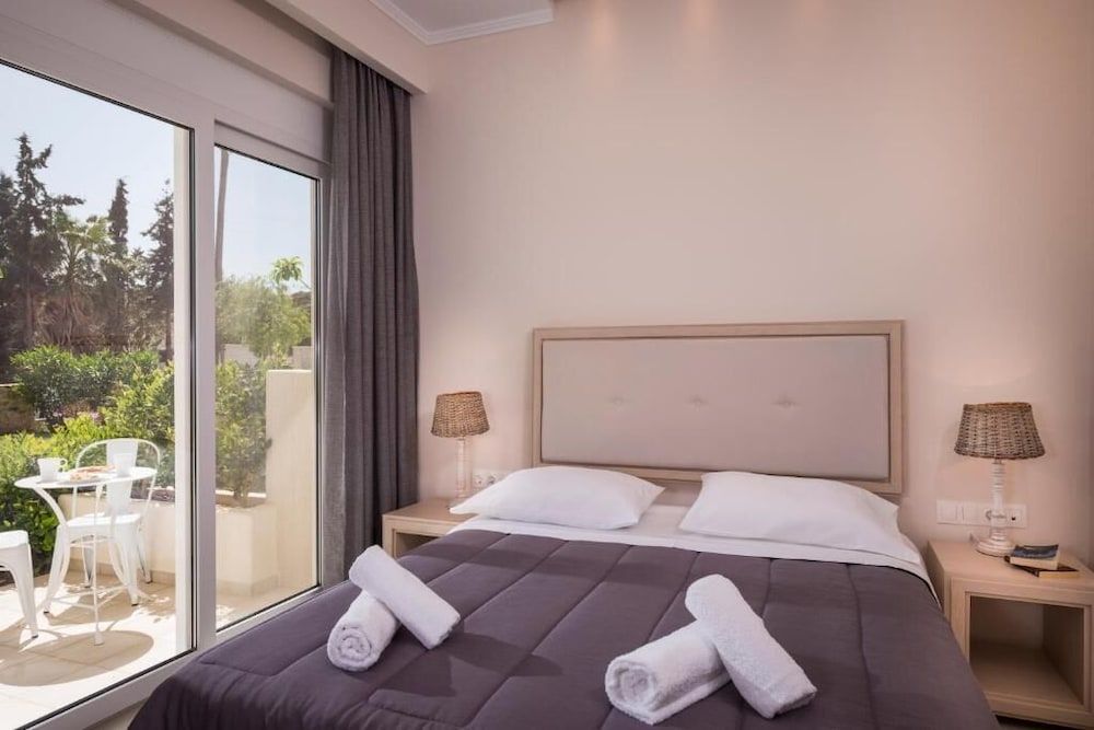 Mear Luxury Apartments and Studios 2