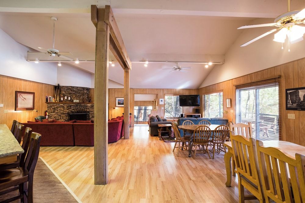 River Lodge 2