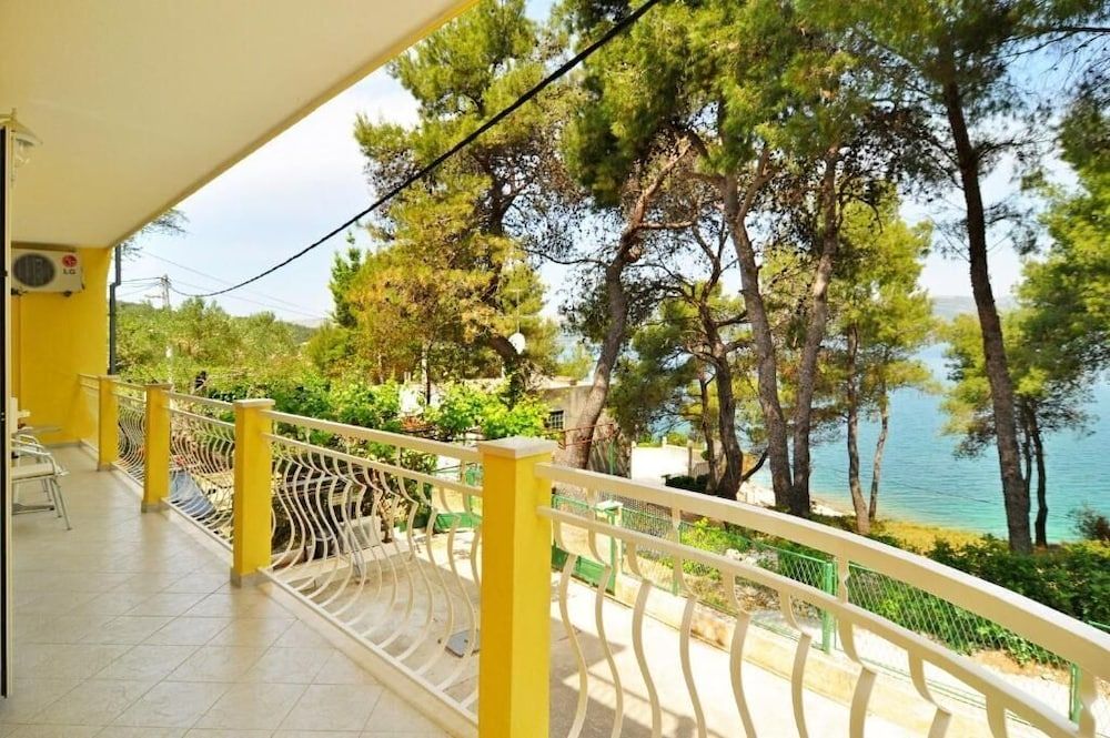Apartment Steli 4 estrelas em Slatine