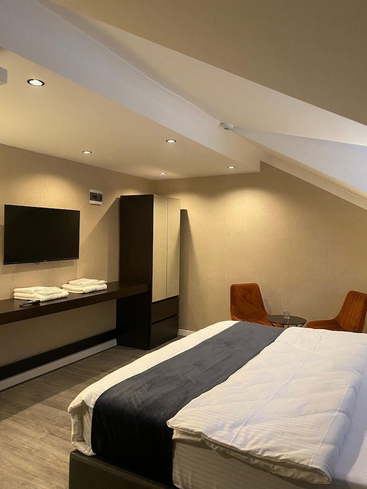Grand Armada Hotel 3