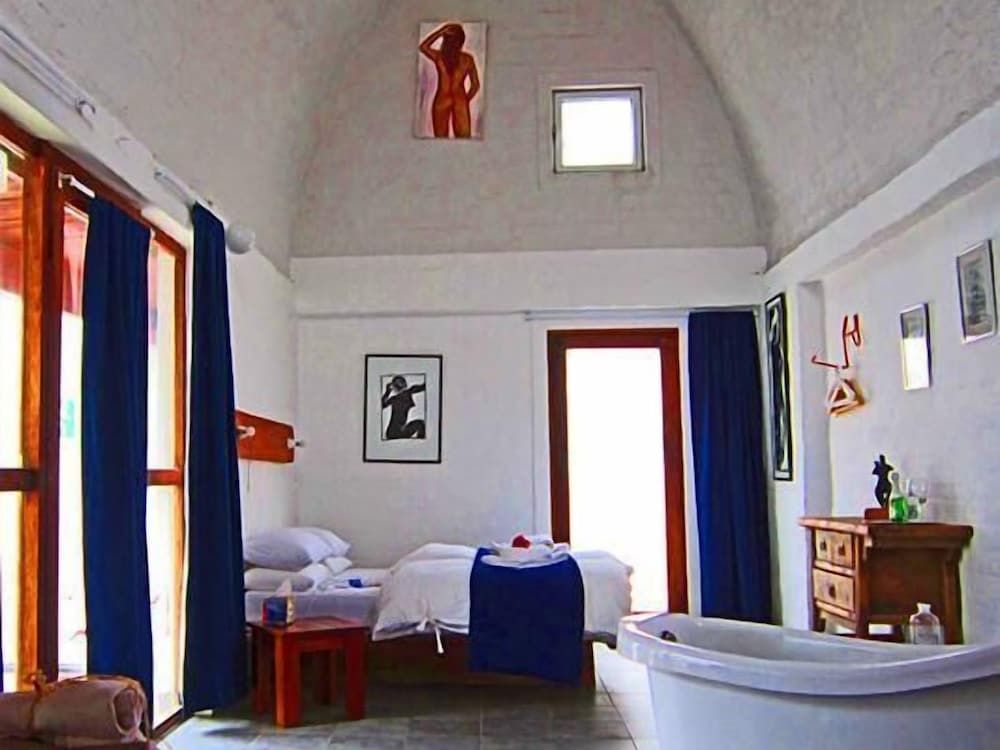Alternative Space B & B 2