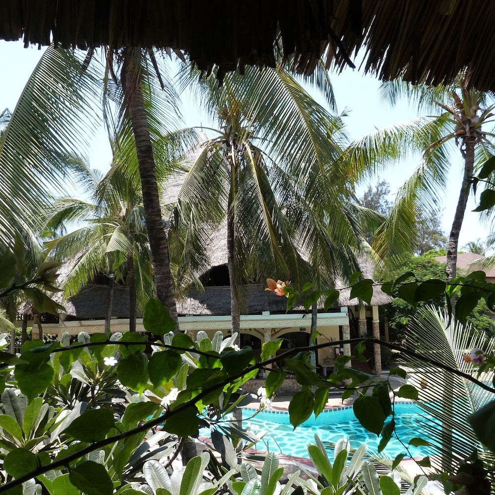 Aquarius Club International Resort 3
