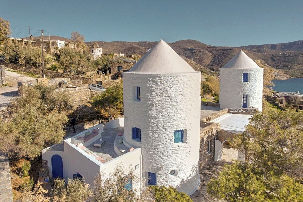 Zen Blue Mills -1 estrellas en Koundouros