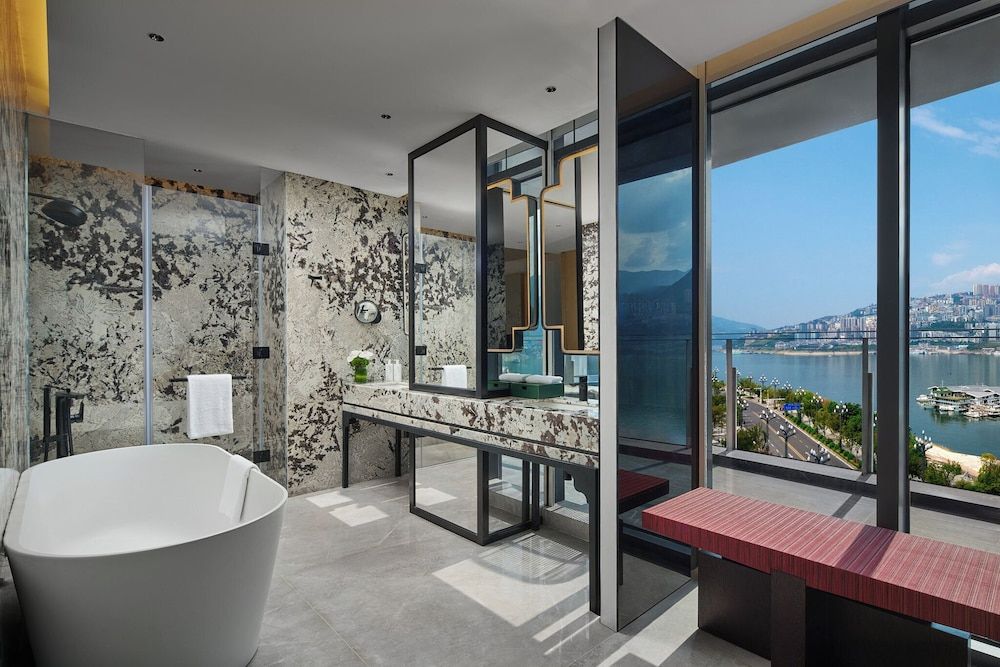 Hualuxe Chongqing Wushan by IHG 3