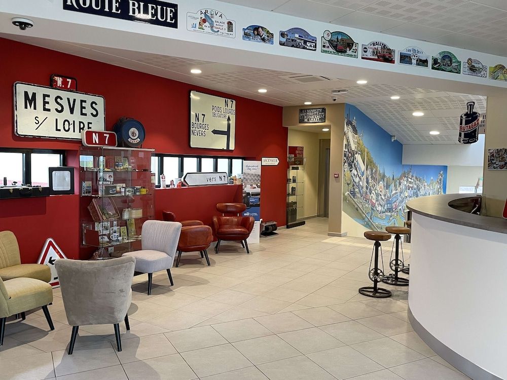 Brit Hotel Montargis 3 estrelas em Mormant-sur-Vernisson