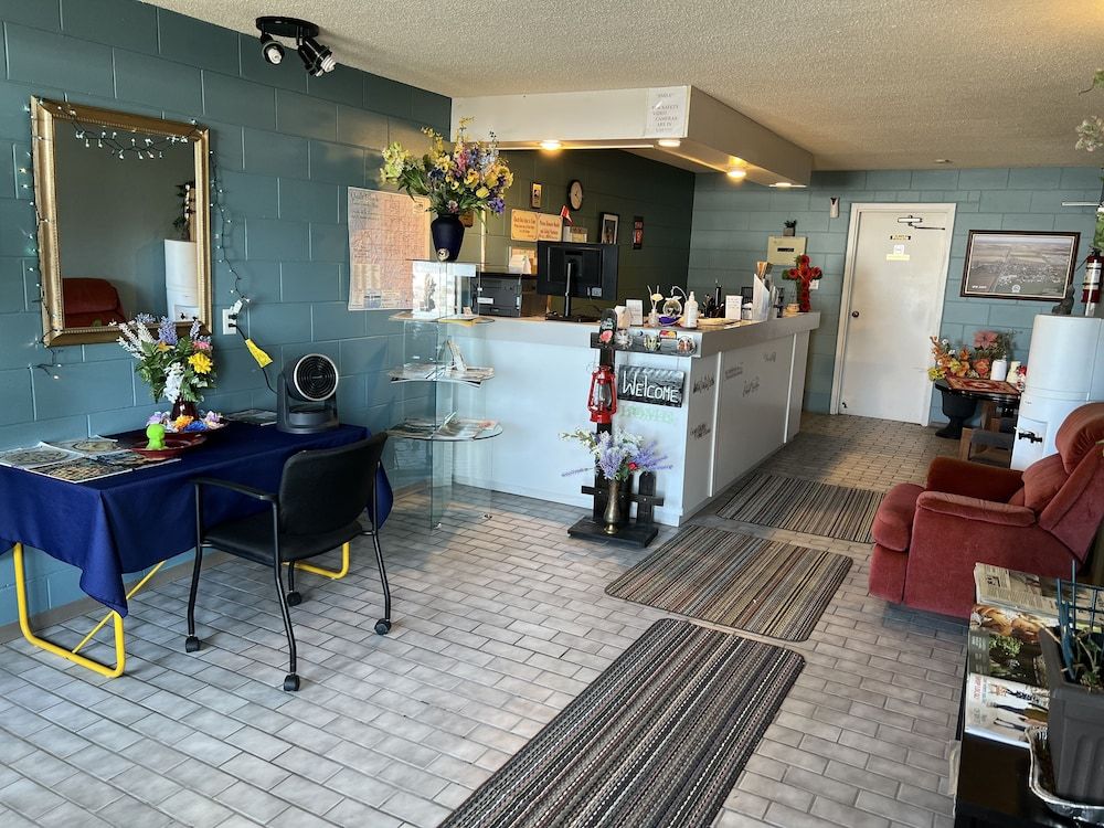 Earlton Motel 2