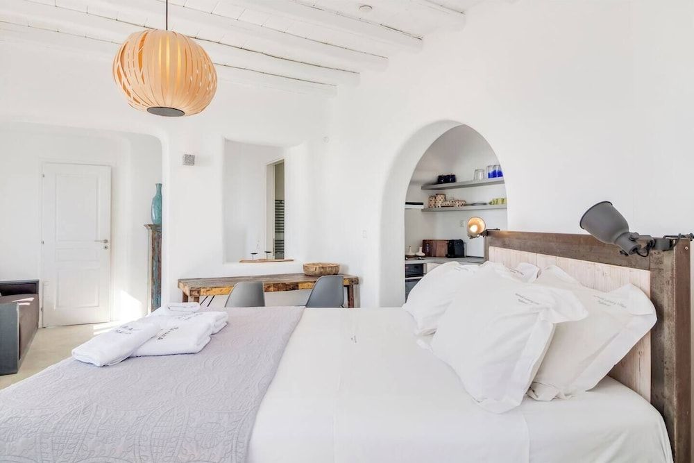 Villa Aquata by Mermaid Luxury Villas 3