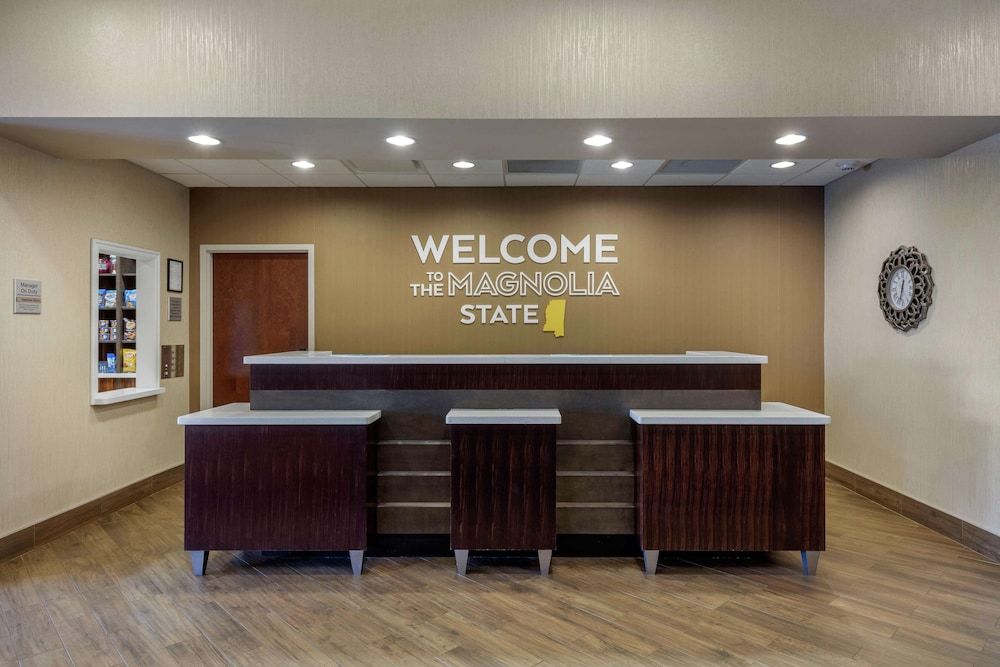 Hampton Inn & Suites Columbus 2