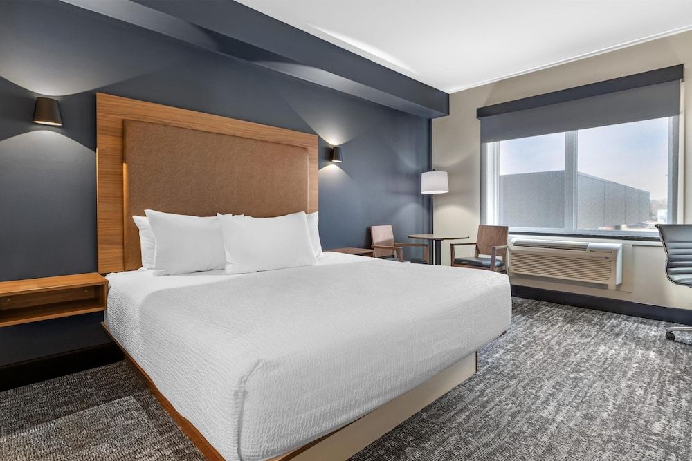 Best Western Plus Neepawa Hotel 2 estrellas en Neepawa