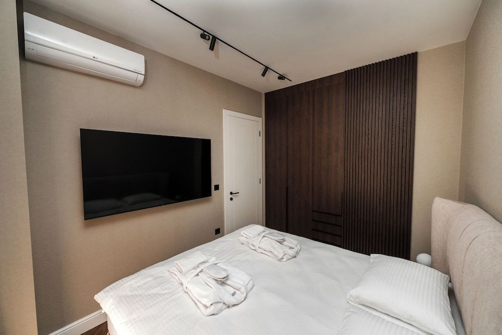 Ideal Apartments 2