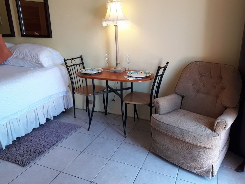 Bermuda Connections Guest House 2