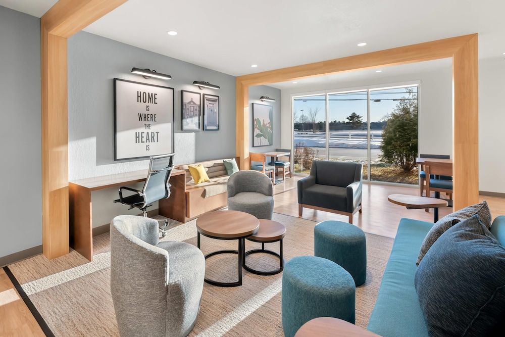 Everhome Suites Portsmouth - Newington by Choice Hotels 3