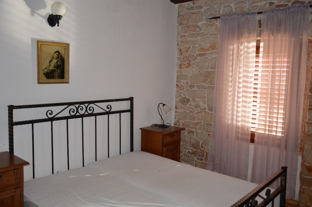 Villa Angiolina 2
