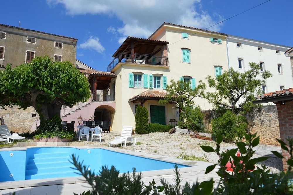 Villa Angiolina -1 estrellas en Višnjan