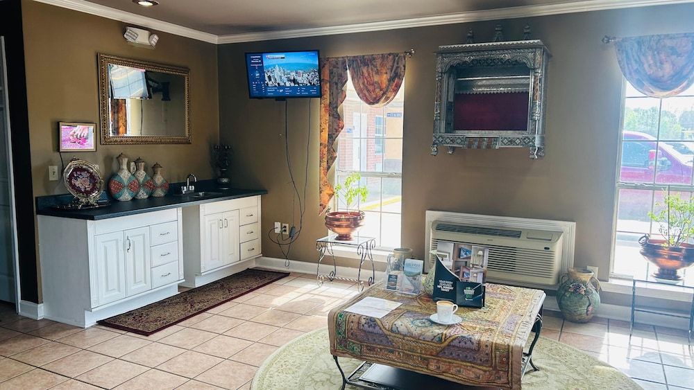 Budget Inn Beebe 2