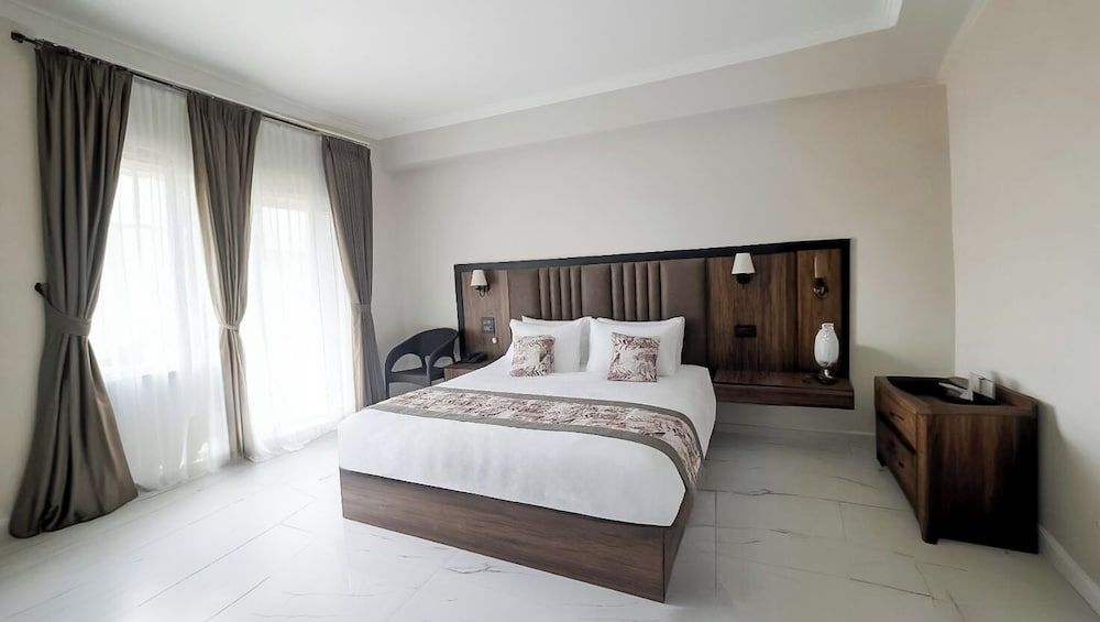 Yashshree Resorts & Spa Kalimpong 2