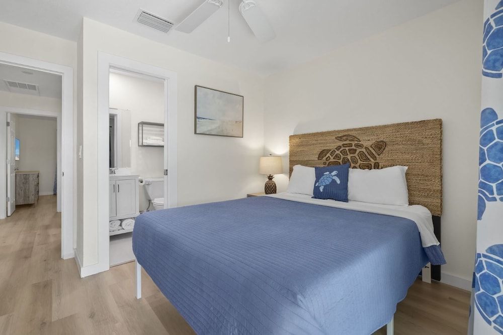 Driftwood Inn 3