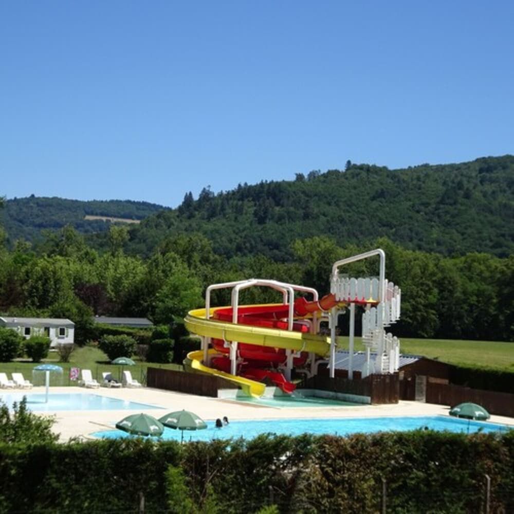 Camping Echo Du Malpas -1 estrellas en Monceaux-sur-Dordogne
