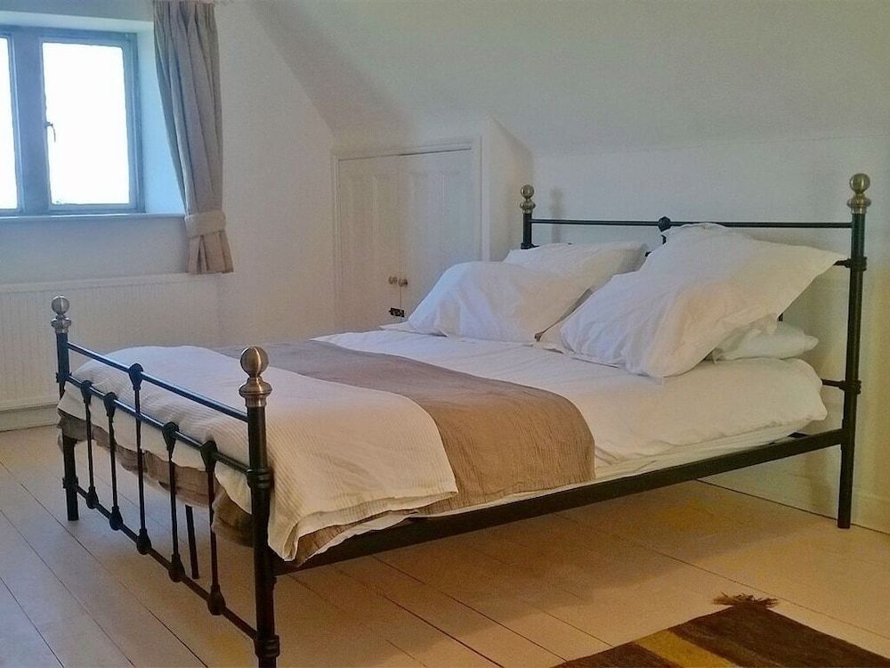 Battens Farm Cottages - B&B and Self-catering Accommodation 3