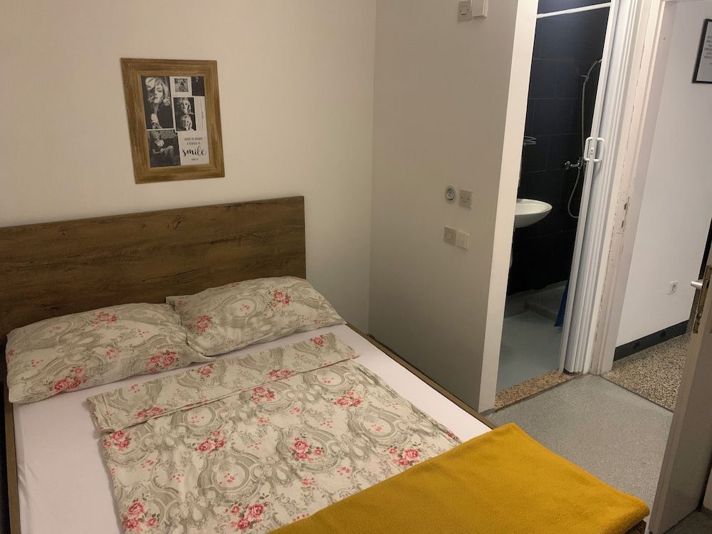 Hostel Kantun -1 estrelas em Punat
