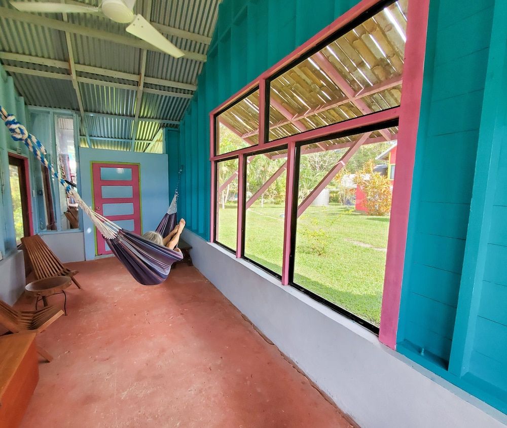 Lower Dover Jungle Lodge & Maya Ruins - Hostel 3
