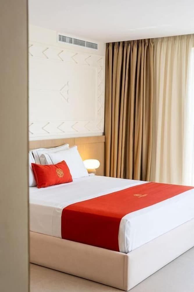 Hotel Skanderbeg 3