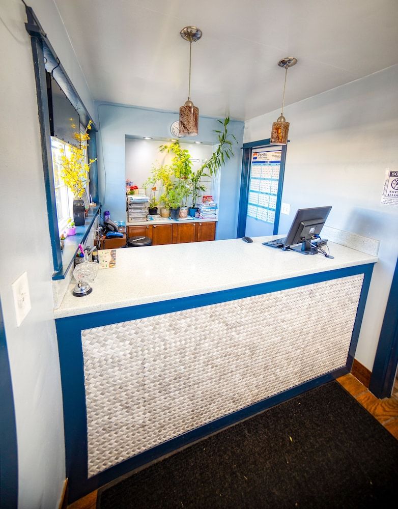 Budget Inn Motel 2