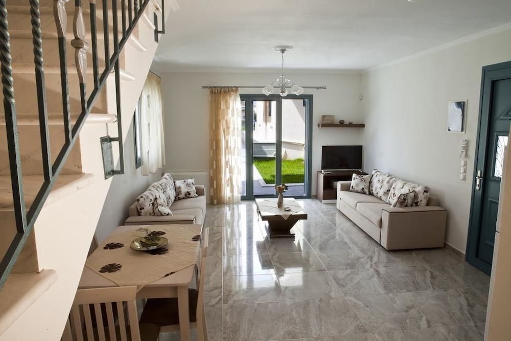 Anemos Villas 3