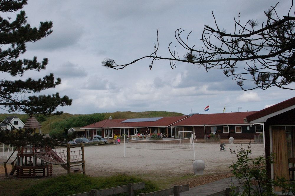 Sier aan Zee -1 estrellas en Hollum