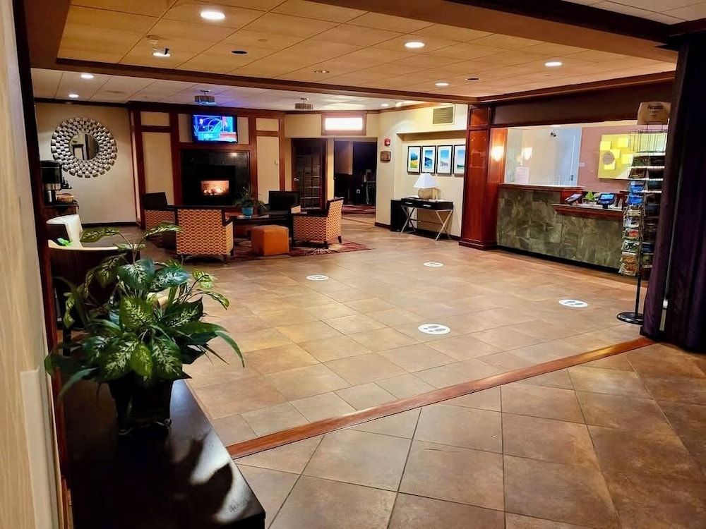 Cortina Inn 2