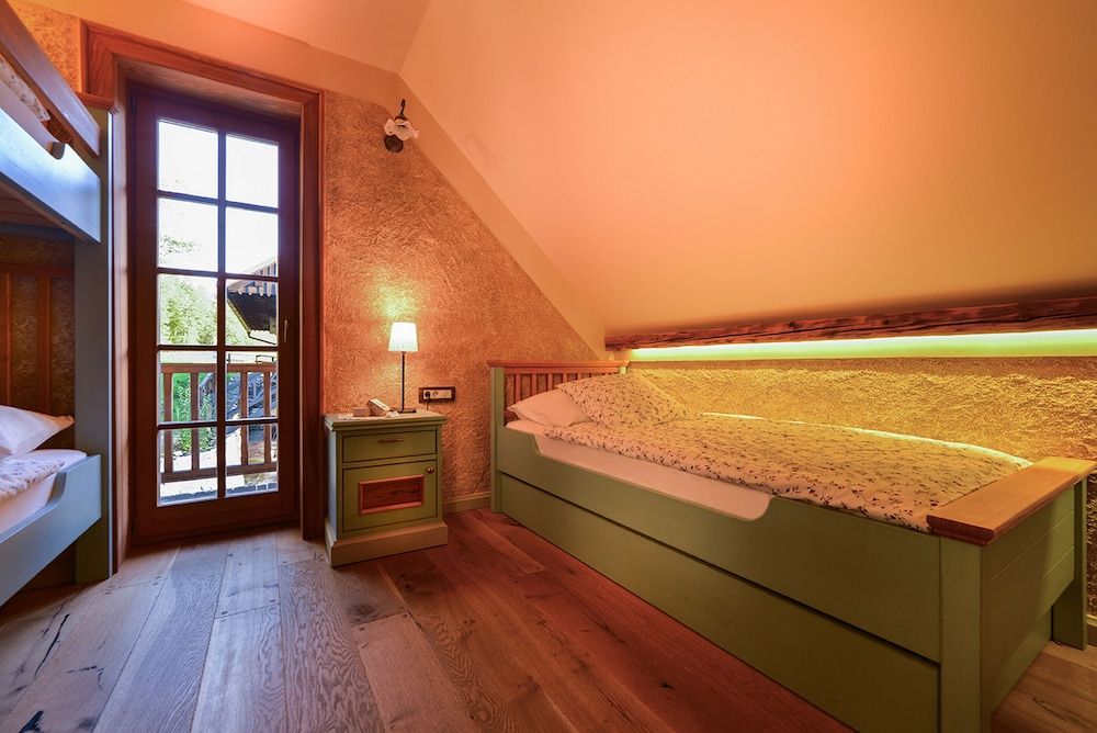 Villa Les With hot tub 2