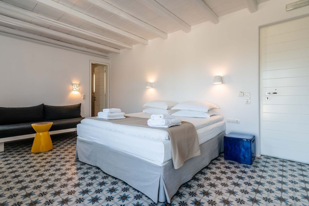 Milia Gi Suites 3