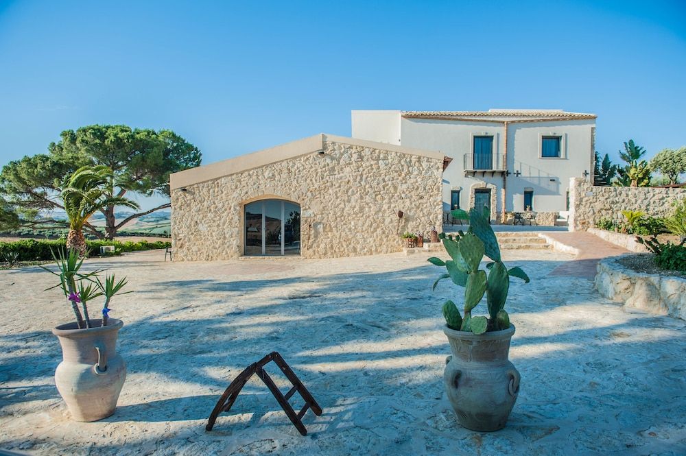 Agriturismo Raffo -1 estrellas en Naro