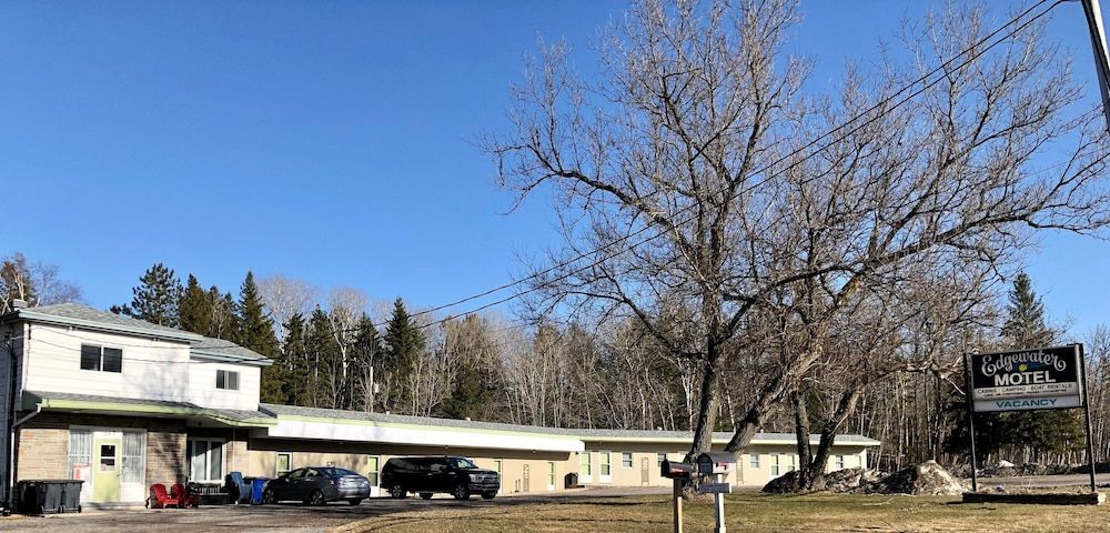 Edgewater Motel & Campground -1 estrellas en Temiskaming Shores