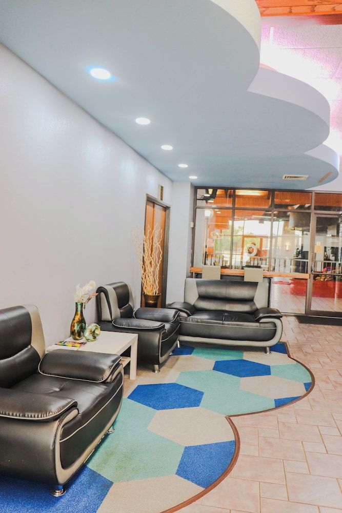 Apple Tree Inn and Suites 2 estrellas en Independence